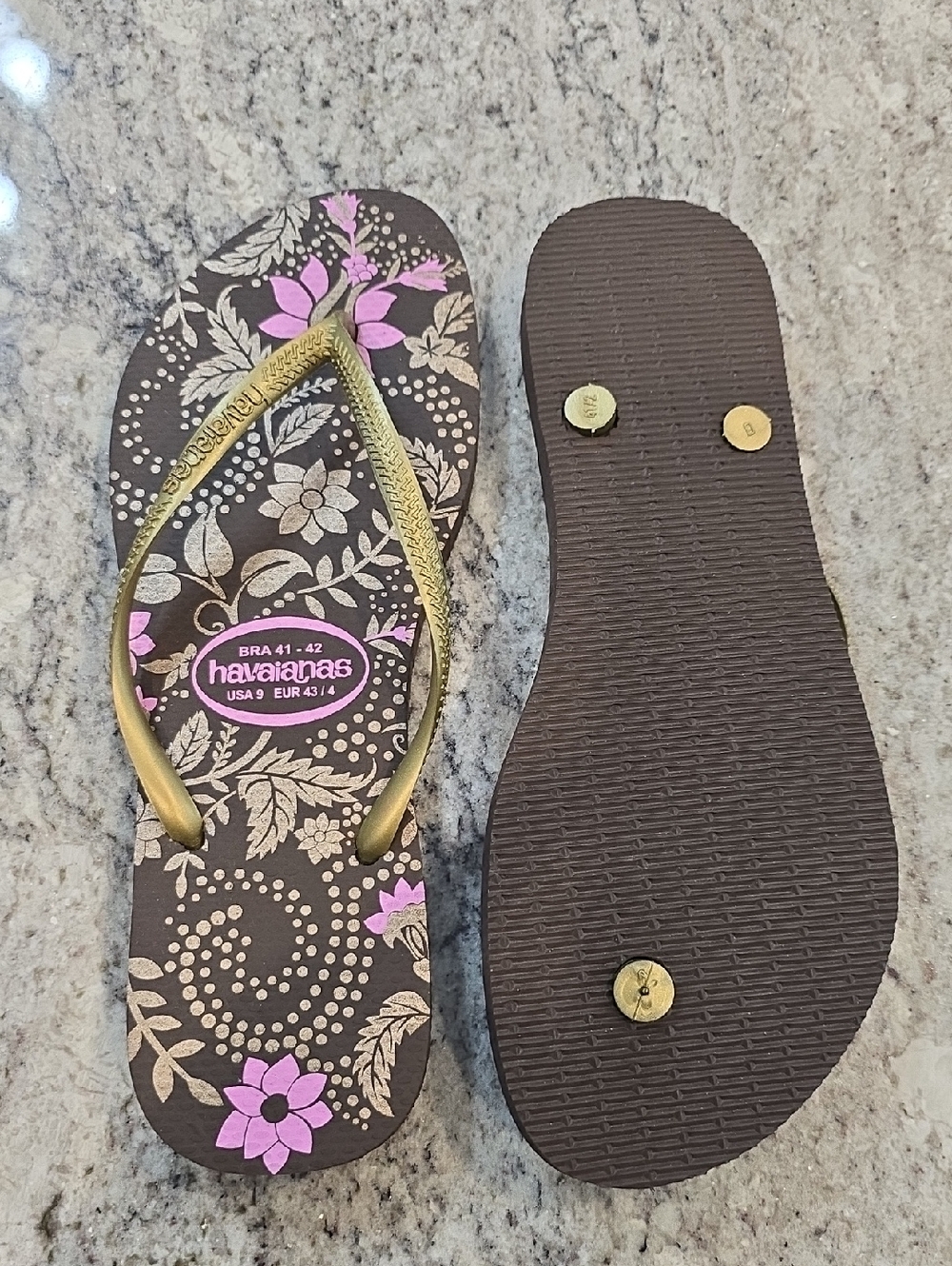 NWOT Havaianas FLIP FLOPS SIZE 9 - Picture 3 of 4